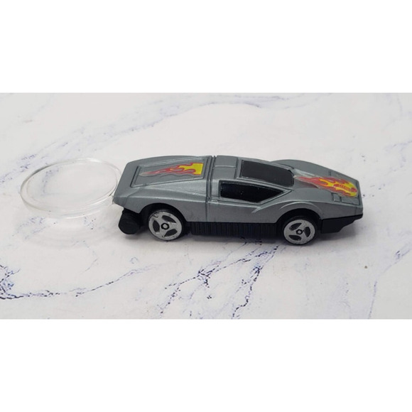 Hot Wheels 1998 Party Favors Silver Miniature Aeroflash Car Magnifying Glass - Picture 5 of 7